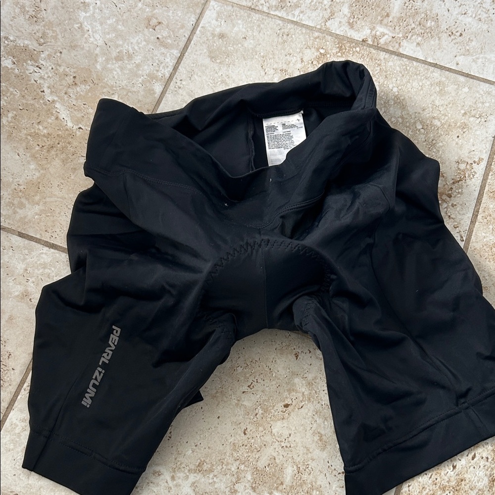 Pearl Izumi Jet Black Cycling Gear